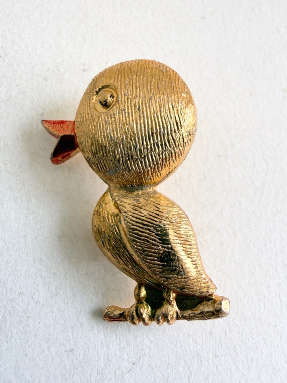 Vintage Novelty Brooch 60s Stamped Gold Tone Chick Duckling Bird Pin Hong Kong